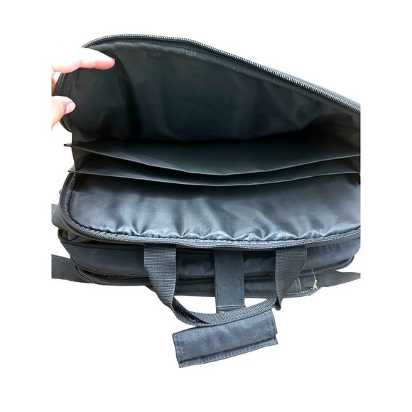 Targus 16“ x 12” Laptop Bag Travel Case has Shoulder Strap & Padded Pockets Colo - Picture 7 of 10